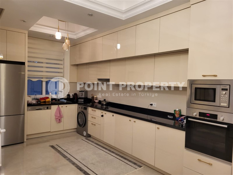 Комфортабельная современная квартира 2+1 площадью 110 м² в жилом комплексе с торговым центром, Махмутлар, Аланья-id-3407-фото-4