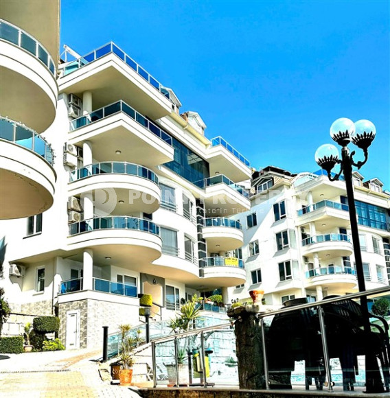 Небольшая двухкомнатная квартира 60 м2 на первом этаже дома, центр Аланьи-id-3415-фото-2