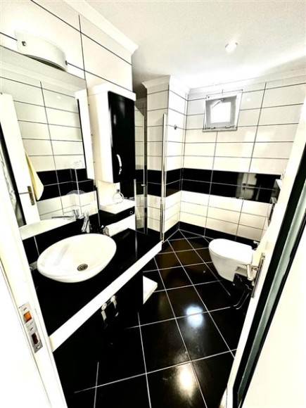 Небольшая двухкомнатная квартира 60 м2 на первом этаже дома, центр Аланьи-id-3415-фото-13