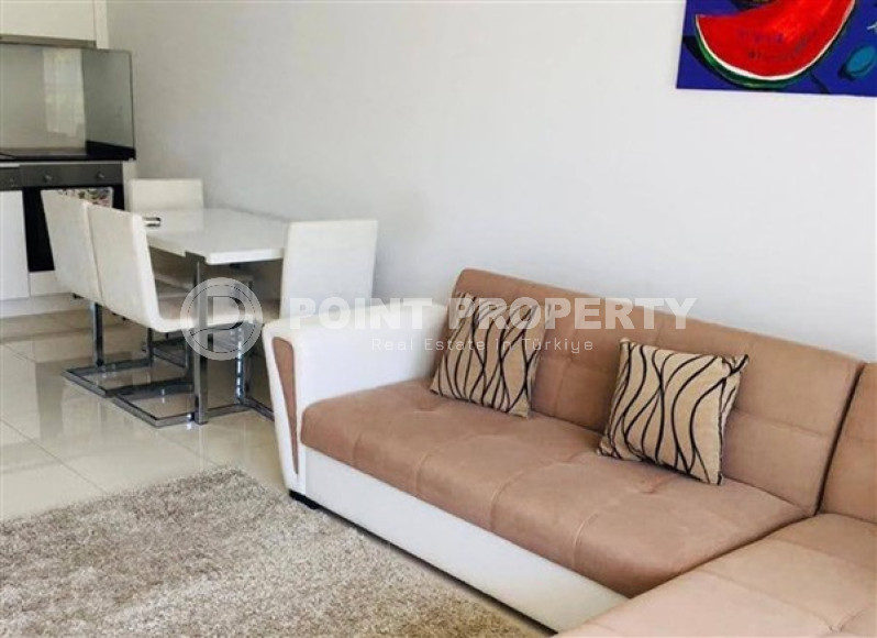 Cozy 1+1 apartment 50 meters from the sea, in the Oba area, Alanya-id-3422-photo-2