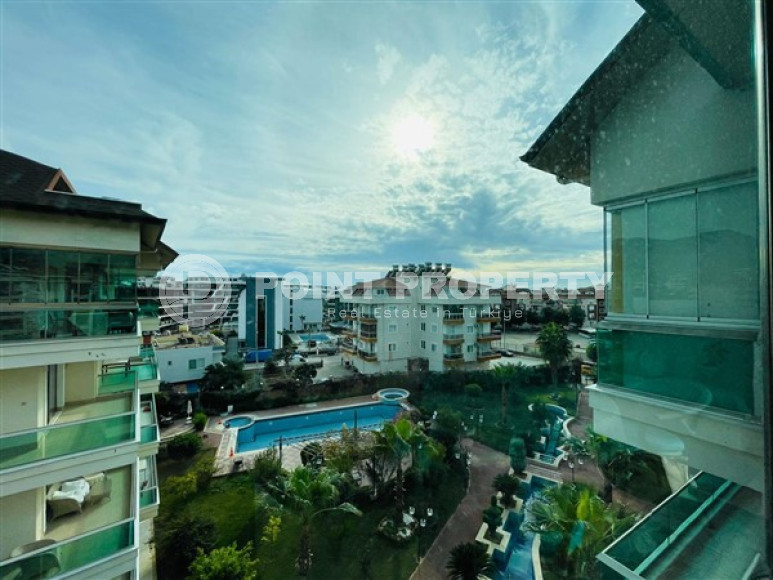 Huge 5+1 penthouse 230 m2 with two balconies and terraces, Oba district-id-3428-photo-5