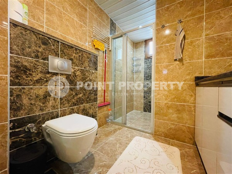 Huge 5+1 penthouse 230 m2 with two balconies and terraces, Oba district-id-3428-photo-15