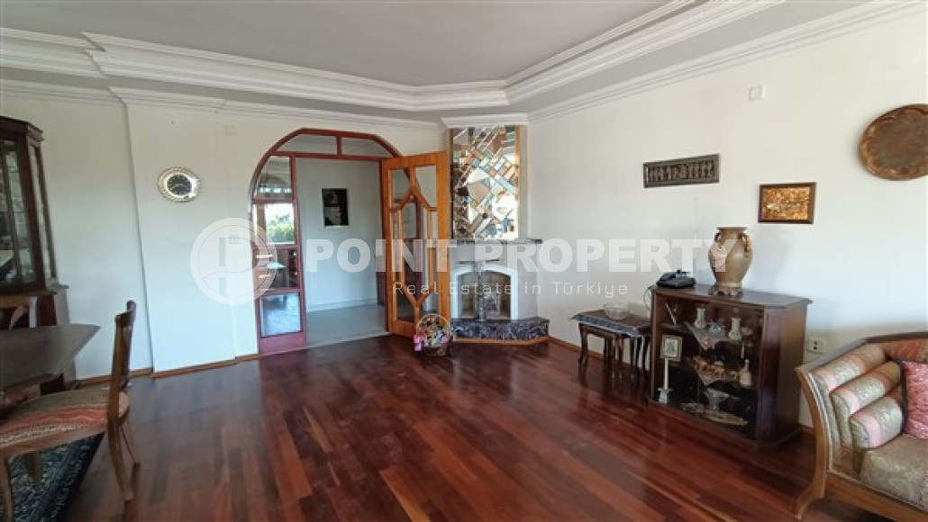 Ухоженная четырехкомнатная квартира 160 м2, в центре Аланьи в двух минутах от Средиземного моря-id-3430-фото-7