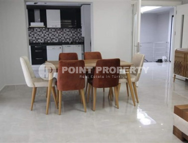 Luxurious 6+2 duplex with an area of 350 m2 near the sea, Kestel area-id-3433-photo-4