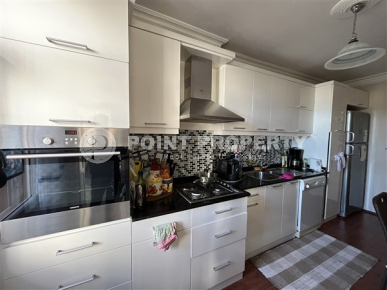 Трёхкомнатная квартира с площадью 120 м2 в районе Тосмур, с мебелью-id-3434-фото-9