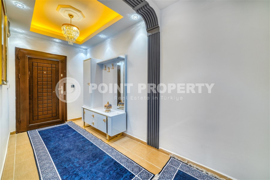 Изысканная двухкомнатная квартира 60 м2 в районе Демирташ, в 50 метрах от моря-id-3436-фото-10