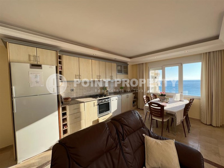 Видовая квартира 110 м2 с мебелью в 50 метрах от моря, район Тосмур-id-3440-фото-17