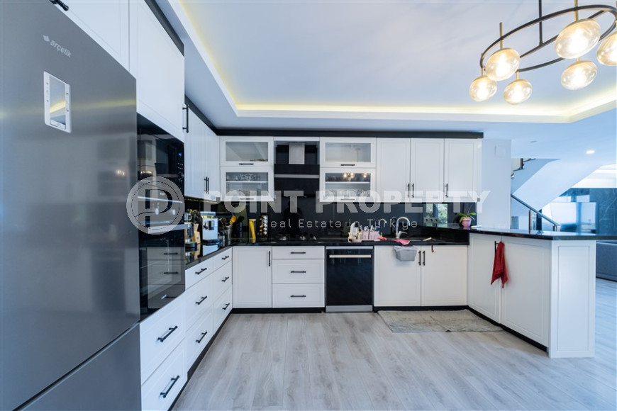 Элитная вилла 3+1, 370м², с личным бассейном и потрясающими видами в районе Алании - Каргыджак-id-1303-фото-36