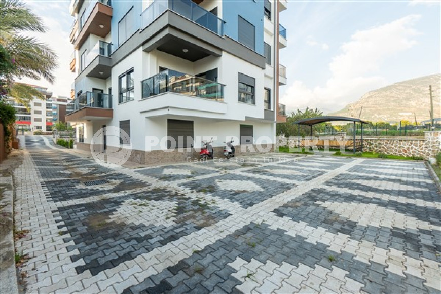 Недорогие двухкомнатные апартаменты в районе Кестель, в 250 метрах от Средиземного моря-id-3446-фото-4