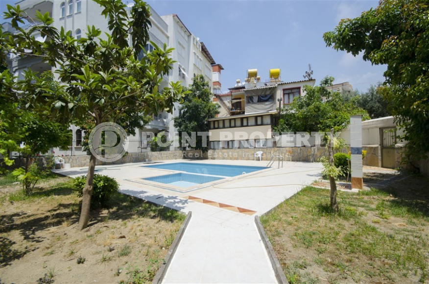 Spacious furnished duplex 4+1, 210m² with stunning panorama of the Toros Mountains in the center of Alanya-id-1304-photo-3