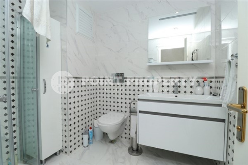 Меблированный пятикомнатный пентхаус с двумя балконами, центр Аланьи-id-3449-фото-11