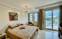 Spacious furnished duplex 4+1, 210m² with stunning panorama of the Toros Mountains in the center of Alanya-id-1304-photo-10