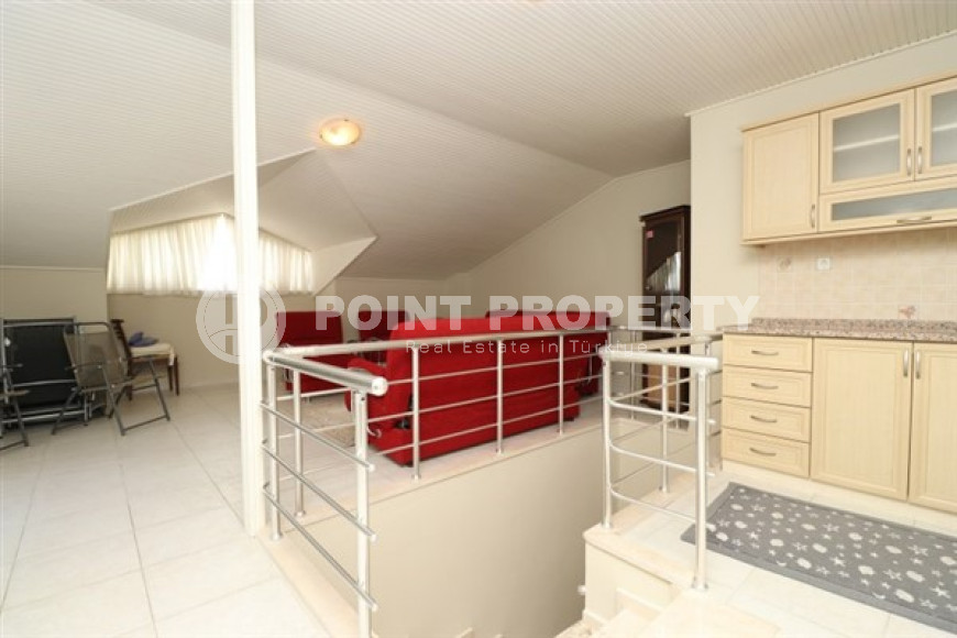 Меблированный пятикомнатный пентхаус с двумя балконами, центр Аланьи-id-3449-фото-14