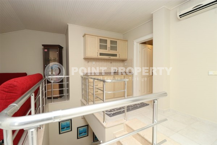 Меблированный пятикомнатный пентхаус с двумя балконами, центр Аланьи-id-3449-фото-17