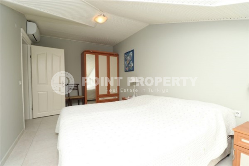 Меблированный пятикомнатный пентхаус с двумя балконами, центр Аланьи-id-3449-фото-19