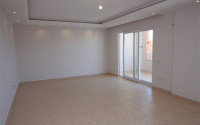 Spacious apartment with an area of 115 m2 250 meters from the sea, Mahmutlar district-id-3456-photo-2