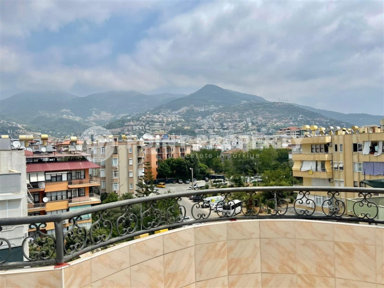 Spacious furnished duplex 4+1, 210m² with stunning panorama of the Toros Mountains in the center of Alanya-id-1304-photo-23