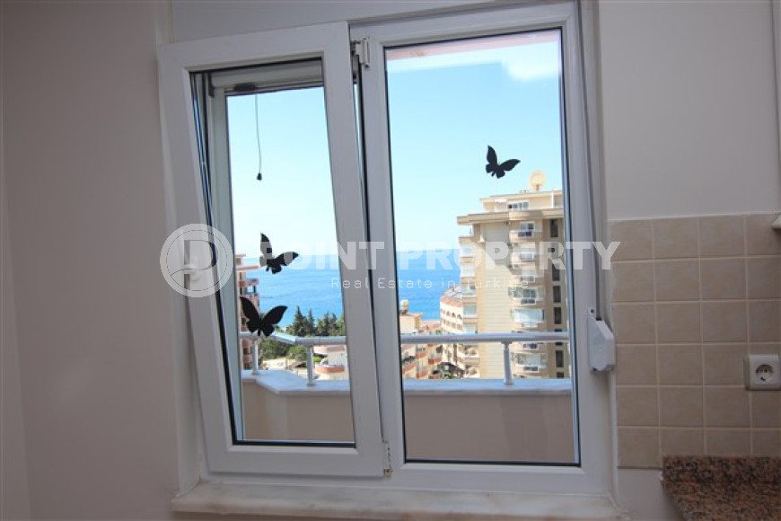 Spacious apartment with an area of 115 m2 250 meters from the sea, Mahmutlar district-id-3456-photo-3