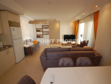Three-room apartment with a swimming pool in the lower part of the Oba district, 75 m2-id-1305-photo-3