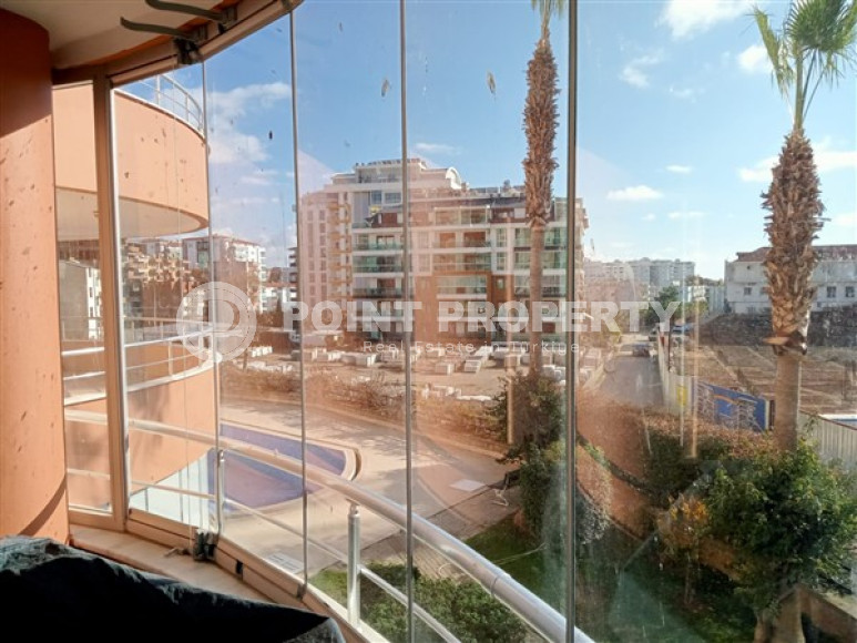 Готовая к проживанию трёхкомнатная квартира с просторными балконами, район Тосмур-id-3459-фото-14