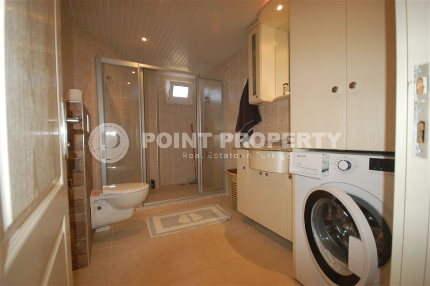 Three-room apartment with a swimming pool in the lower part of the Oba district, 75 m2-id-1305-photo-7