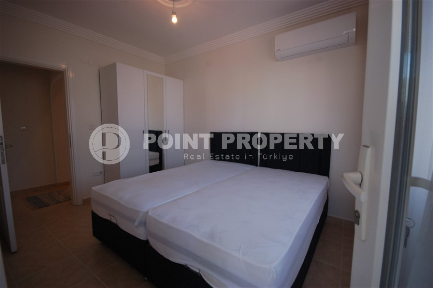 Three-room apartment with a swimming pool in the lower part of the Oba district, 75 m2-id-1305-photo-11