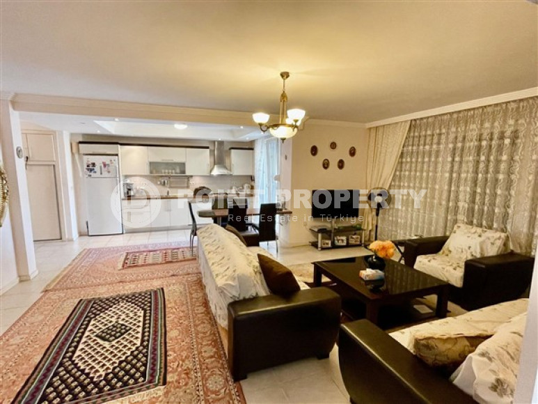 Комфортабельная трёхкомнатная квартира 130 м2 в 250 метрах от моря, район Махмутлар-id-3465-фото-8