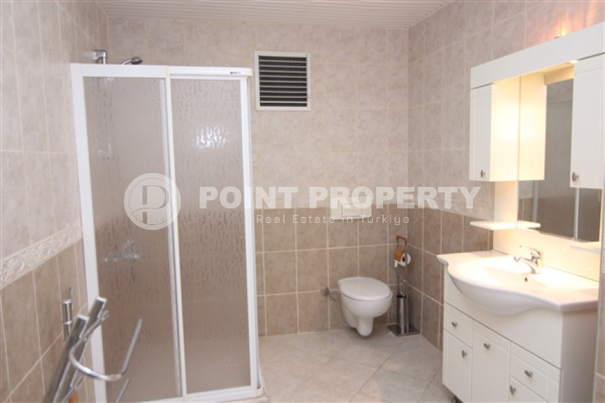 Spacious two-level apartment with an area of 200 m2, Mahmutlar district-id-3466-photo-8