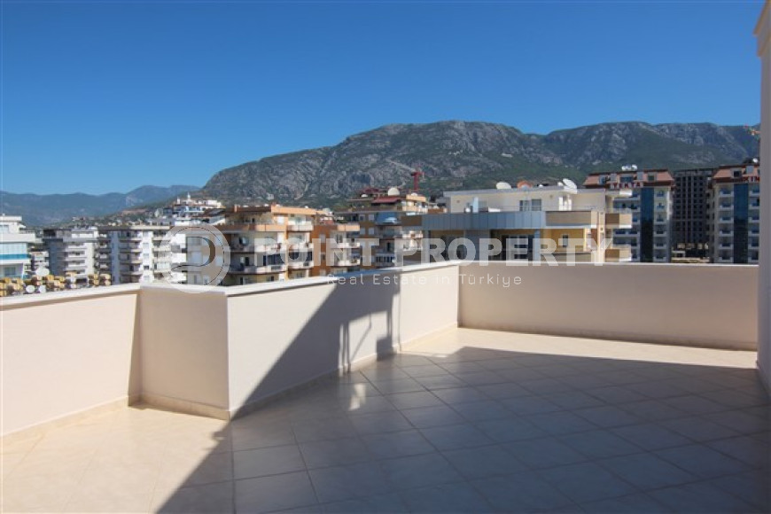 Spacious two-level apartment with an area of 200 m2, Mahmutlar district-id-3466-photo-9