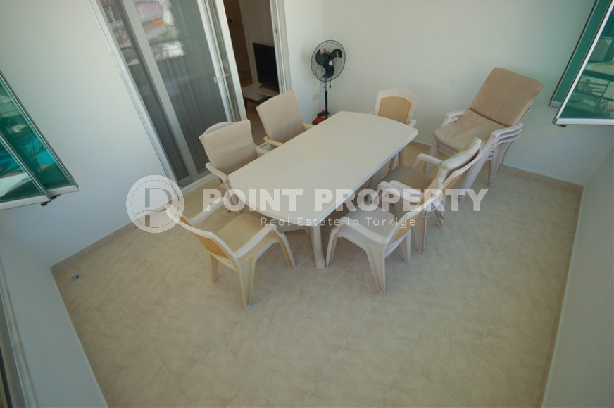 Three-room apartment with a swimming pool in the lower part of the Oba district, 75 m2-id-1305-photo-18