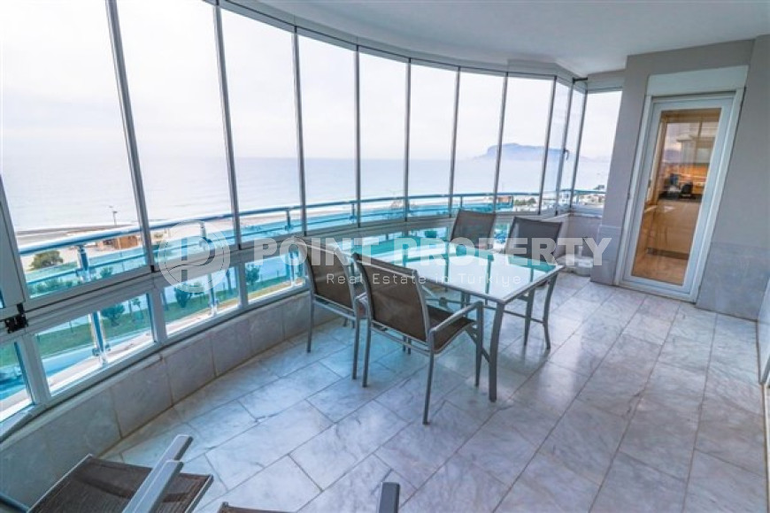 Вместительные апартаменты 4+1 и 170 м2 возле городских пляжей района Тосмур-id-3469-фото-7