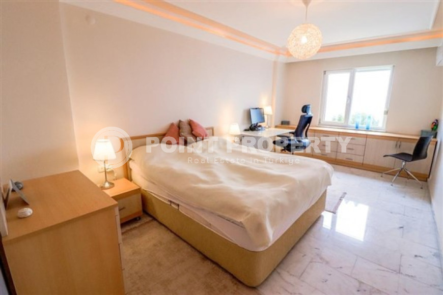 Вместительные апартаменты 4+1 и 170 м2 возле городских пляжей района Тосмур-id-3469-фото-9