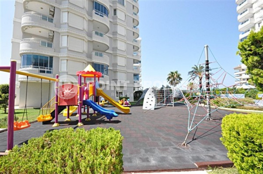 Вместительные апартаменты 4+1 и 170 м2 возле городских пляжей района Тосмур-id-3469-фото-23