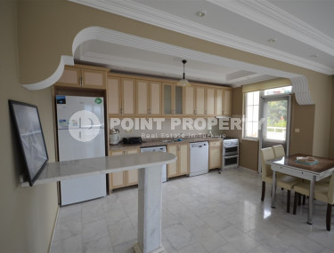 Spacious Apartment 2+1 on the ground floor in the elite area of Verkhnaya Oba, 110 m2-id-1306-photo-4