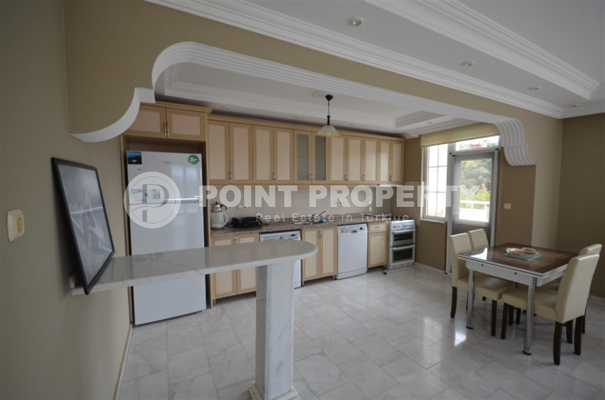 Spacious Apartment 2+1 on the ground floor in the elite area of Verkhnaya Oba, 110 m2-id-1306-photo-4