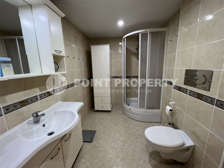 Large three-room apartment 110 m2 with two balconies and bathrooms, in the Cikcilli area-id-3472-photo-9