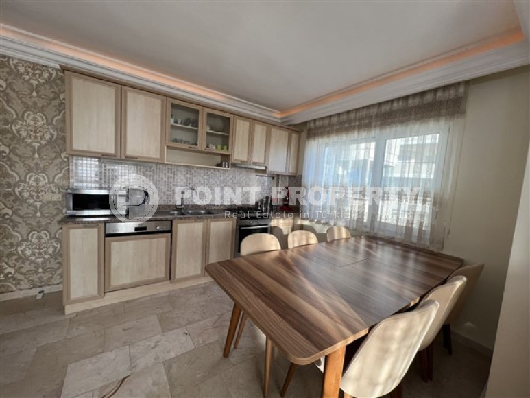 Large three-room apartment 110 m2 with two balconies and bathrooms, in the Cikcilli area-id-3472-photo-15