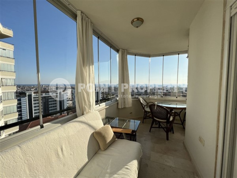 Large three-room apartment 110 m2 with two balconies and bathrooms, in the Cikcilli area-id-3472-photo-18