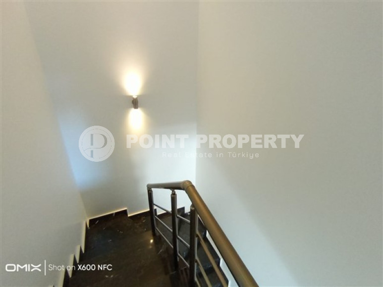 Трёхкомнатная дуплексная квартира 170 м2 с мебелью в доме 2015 года, район Оба-id-3476-фото-9