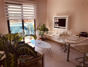 Small two-room apartment 54 m2, Alanya center, in a building built in 2014-id-3479-photo-3