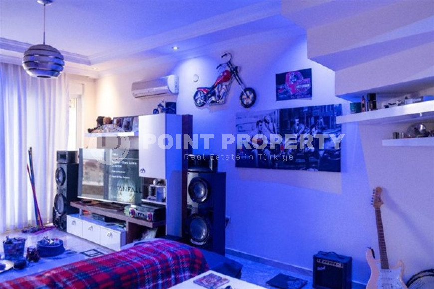 Вместительный пентхаус с планировкой 2+1 и площадью 140 м2 с мебелью, район Джикджилли-id-3482-фото-5