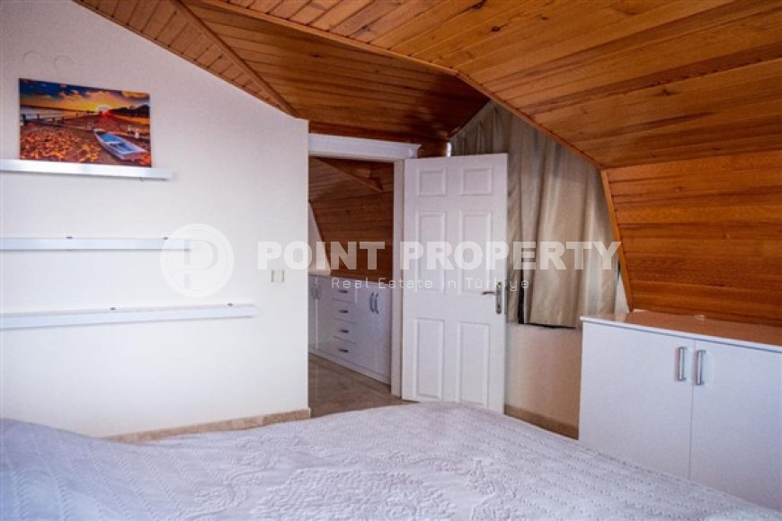 Вместительный пентхаус с планировкой 2+1 и площадью 140 м2 с мебелью, район Джикджилли-id-3482-фото-9