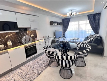 Inexpensive apartment 70 m2 on the sixth floor of a complex 350 meters from the sea, Mahmutlar-id-3484-photo-1