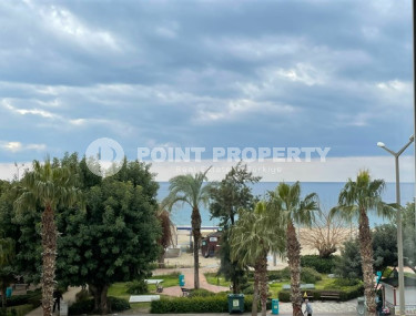 Прекрасная четырехкомнатная квартира 135 м2 на первой береговой линии, центр Аланьи-id-3487-фото-1