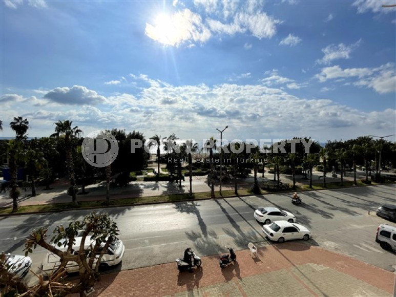 Прекрасная четырехкомнатная квартира 135 м2 на первой береговой линии, центр Аланьи-id-3487-фото-4