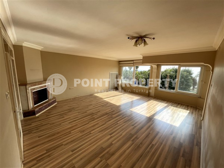 Прекрасная четырехкомнатная квартира 135 м2 на первой береговой линии, центр Аланьи-id-3487-фото-7