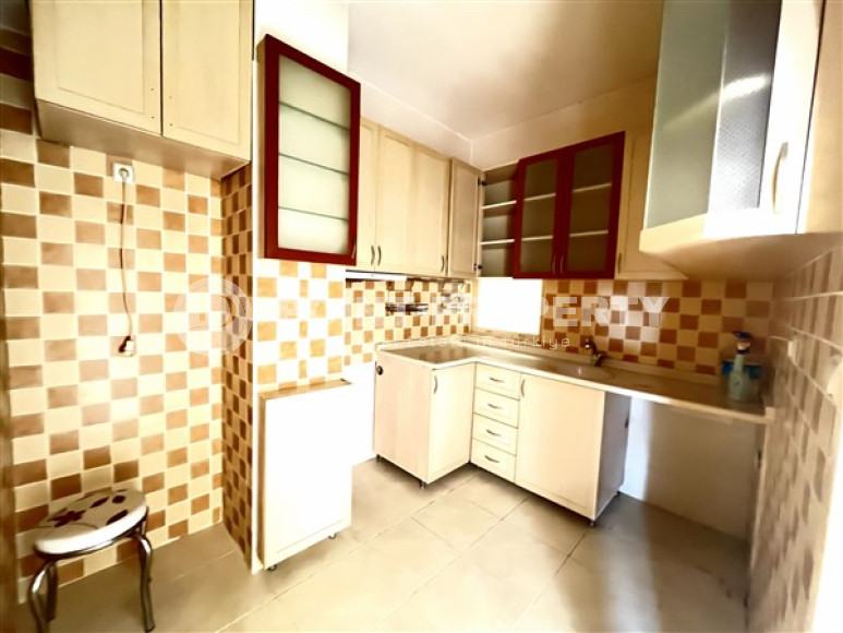 Прекрасная четырехкомнатная квартира 135 м2 на первой береговой линии, центр Аланьи-id-3487-фото-11