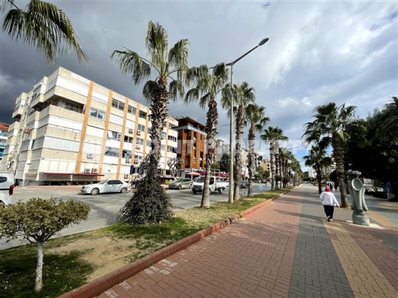 Прекрасная четырехкомнатная квартира 135 м2 на первой береговой линии, центр Аланьи-id-3487-фото-18