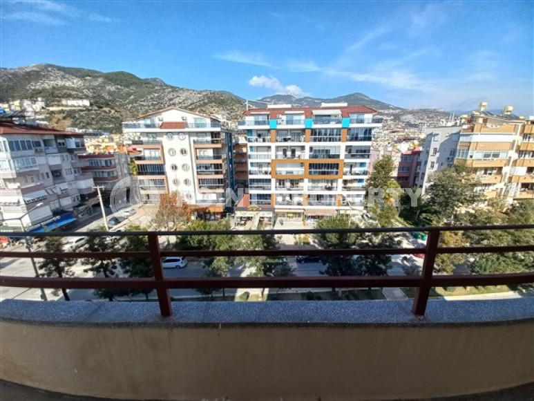 Ухоженные апартаменты с двумя балконами в 150 метрах от пляжа Клеопатры, центр Аланьи-id-3499-фото-9