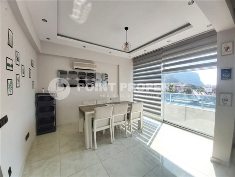 Comfortable 2+1 apartment with an area of 135 m2, in the center of Alanya, Damlatas-id-3500-photo-4